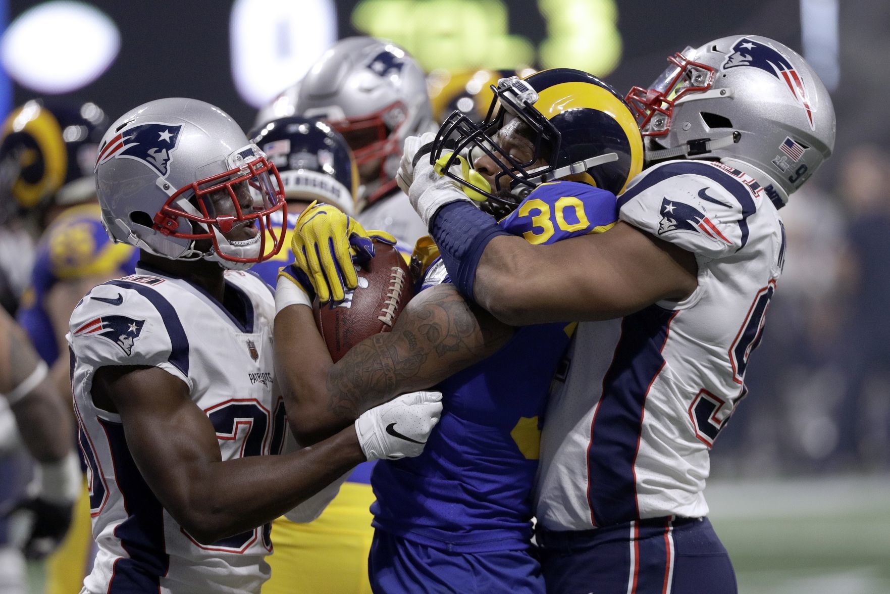 Patriots Rams Super Bowl Football